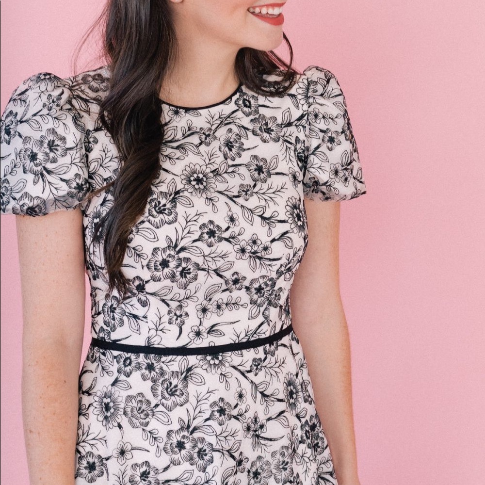 Gal Meets Glam *Viola* Dress